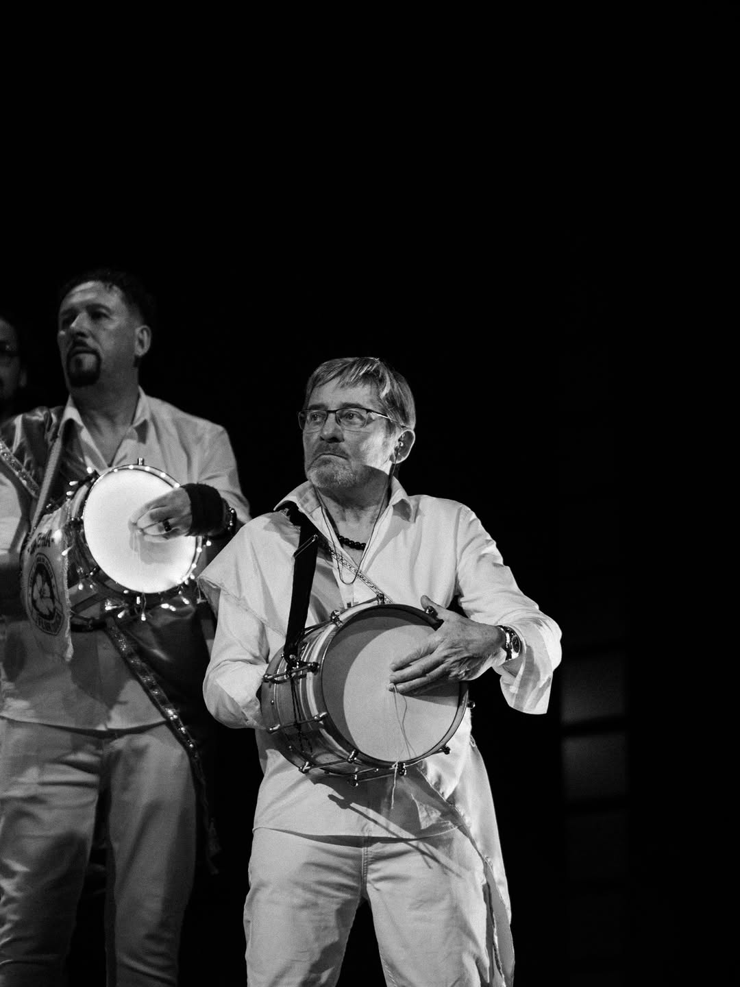 SAMBÃO DA FLOR CARIOCA 2025 ✨✨
Nosso coração é azul e branco 💙🤍

Notre Sambão 2025 fut exceptionnel grâce à vous !! 
Merci à notre Bateria de Flor Carioca pour son énergie folle et son travail music